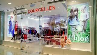 Atelier de Courcelles Store Front