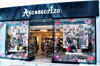 Accessorize Store Front